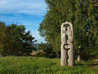 Деревянные скульптуры около автовокзала. пос. Игра. (Tahir Gabidullin)