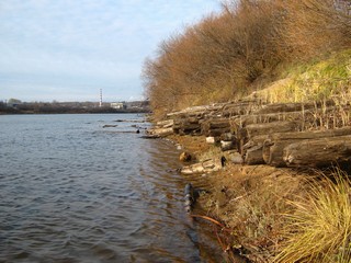 Деревянный берег напротив Нововятска (Дмитрий Зонов)