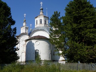 Церковь в с. Новая Яхреньга (Кошка Фрося)