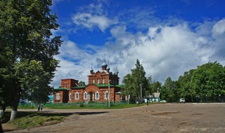Храм в честь святого апостола и евангелиста Иоанна Богослова. Посёлок Игра, улица Победы  (Boris Busorgin)