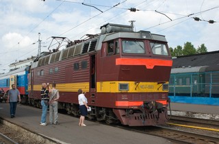 Электровоз ЧС4т-583 (Skoda 62E), ст. Киров-Пассажирский Горьковской ЖД / Electric locomotive ChS4t-583 (Skoda 62E type), station Kirov-Passajirskiy of Gorky division of RZD (12/06/2008) (Dmitry A. Shchukin)