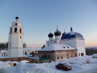 Трифонов монастырь от Трёхсвятительской церкви (Дмитрий Зонов)