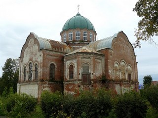 Заброшенная церковь поселке Уни (Aleksey Fominykh)