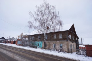 кирпично-деревянный дом (ua4wax)