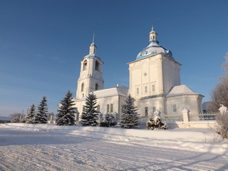 Троицкая церковь, январь 2012 (Дмитрий Зонов)