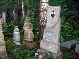 Кладбище  GrandMother's Grave (Boris B. Krupin)