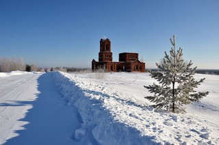 Разрушенная церковь в бывш.селе Михайлово (Денис Логиновский (denlog))