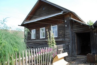House In Vozhgaly (igor chetverikov)
