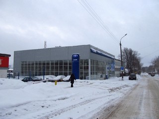  Автосалон Лада на Пугачёва (Дмитрий Зонов)