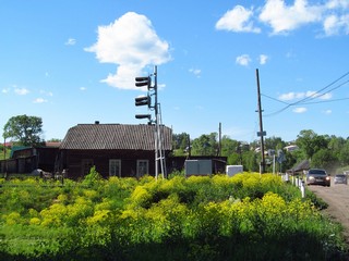 Ж/д переезд в пос.Вахруши (Дмитрий Зонов)