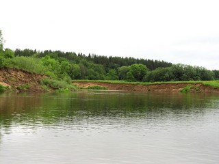 Обрывистые берега нижнего течния Быстрицы (Дмитрий Зонов)
