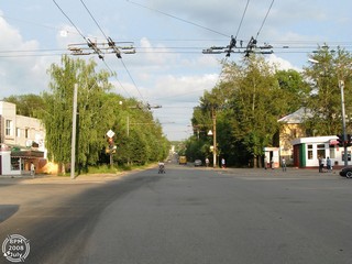 Crossroad of Mira and Karla Libknehta street (Shin_G)