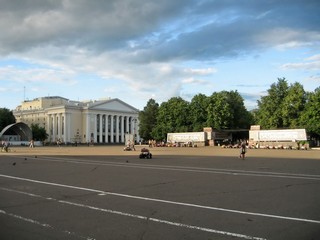 Main square (Yustas)