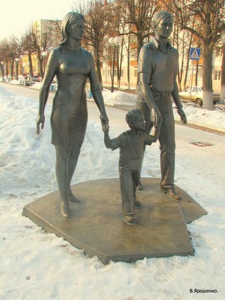 Надгробный памятник моей семейной жизни. (V.Yarochenko)