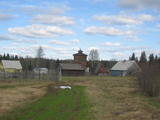 Водонапорная башня у ст.Медянка (Дмитрий Зонов)