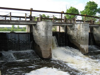 Плотина (Дмитрий Зонов)