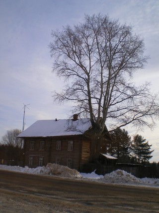 Дом при въезде в Игру (Станцию) (Бэн из Удмуртии. Ben from Udmurtia.)