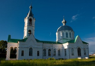 Михайло-Архангельская церковь с.Русское (Юрий Зыкин)