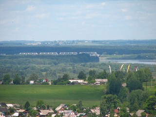 Вид на грузовой порт Б.Гора, Загарский мост. (ua4nhq)