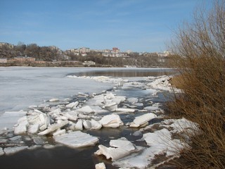 Подвижки (ua4nhq)