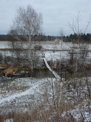 Пешеходный мост через реку Иж в деревне Болтачево (SerBor)