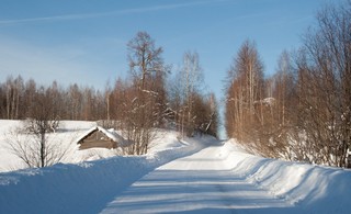 Не жилые деревни вдоль дороги (Юрий Зыкин)