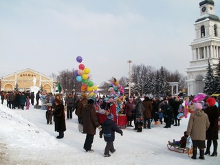 Масленица. Городская площадь. (Дмитрий Зонов)