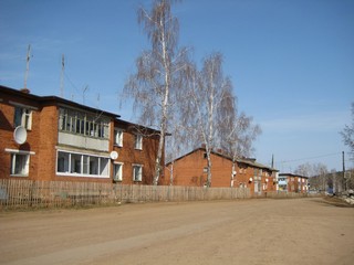 У продмага (Alnash)