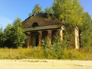 Лальск д.Лопотово  Успенская церковь (98zlodey)