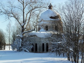 Крестовоздвиженская церковь с северо-запада (Дмитрий Зонов)