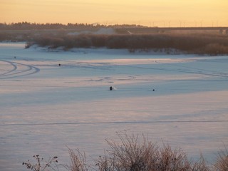 Рыбаки, январское утро, -25'С (Дмитрий Зонов)