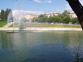 Пруд у цирка (dash_)