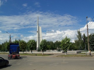 Стела и облака (Дмитрий Зонов)