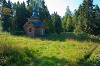 Часовня у кладбища в селе Алексаноровское (Алексей Трухин)