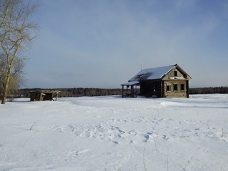 С пустыми глазницами окон (Дмитрий Зонов)