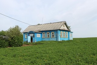 Школа в деревне Салтык-Ерыклы, Кукморский район, Республика Татарстан. Фото сделано 29.05.2013 (Alexandr El'kin)