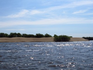 Песчаный остров на карьере (Дмитрий Зонов)