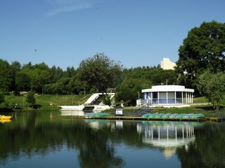 Лодочная станция на нижнем пруду (Дмитрий Зонов)