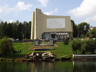 Диорама, родник и Фрези Грант (Дмитрий Зонов)