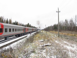 Поезд на Мураши в пастельных тонах (Дмитрий Зонов)