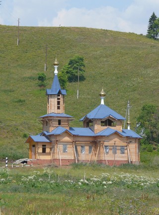 Монастырский храм во имя Тихвинской иконы Божьей Матери. (DISCO COMMANDER)