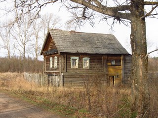 Старый дом в Ларюшенцах (Дмитрий Зонов)