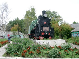 Балезинский паровоз - памятник строителям железной дороги Ижевск - Балезино (Nadezhda Shklyaeva)