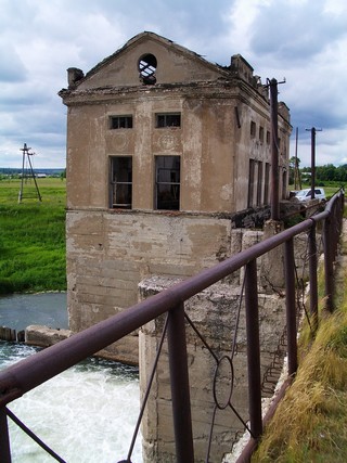 Бывшая ГЭС на реке Воя, д. Перевоз (Юрий Зыкин)