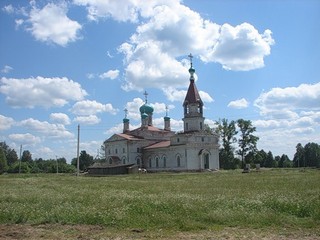 Церковь в селе Нежнур (Михаил Тюльканов)