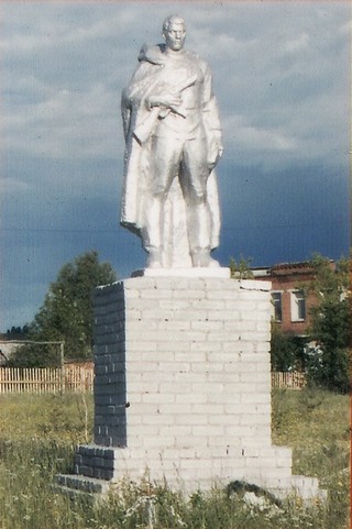 Памятник погибшим на войне (Zar-MedlaPictures)