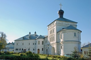 двор трифонова монастыря (rainline)