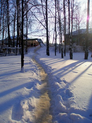 The path near the museum of regional studies (Пеккалайнен)