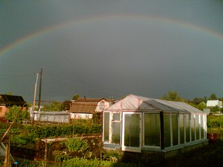 Радуга над огородом (Rainbow above a kitchen garden) (Nikolay Прокопенко)