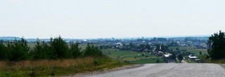 Вид на райцентр Афанасьево с Севера, с дороги. Видно правый борт (он слева) долины р. Кама (volco)